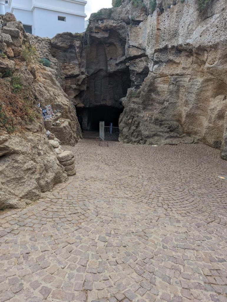 Enjoy the Beauty of the Caves of Hercules